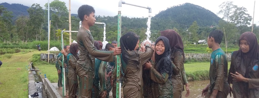 outbond - BERANI BEKERJA KERAS 02